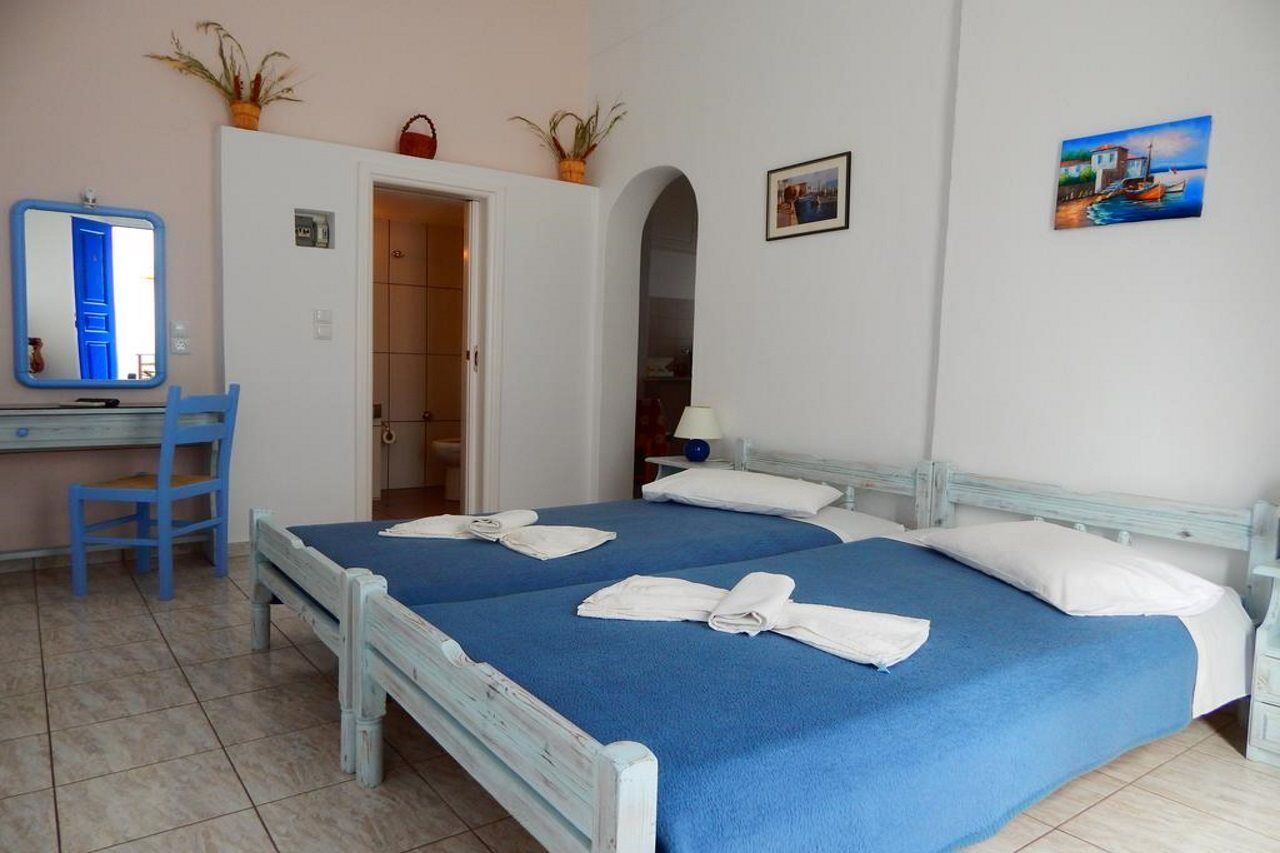 Evgenia Rooms And Apartments Folégandros Exteriör bild